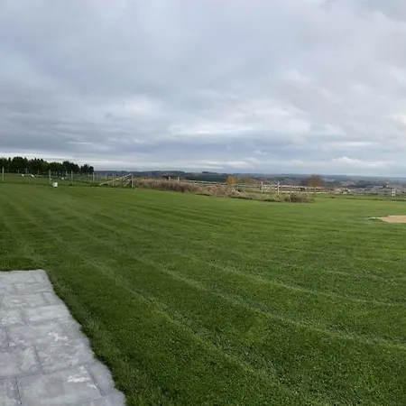 Des Blancs Cailloux Mousny