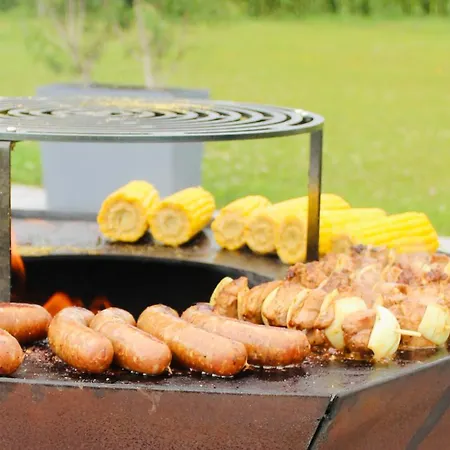 Des Blancs Cailloux Mousny