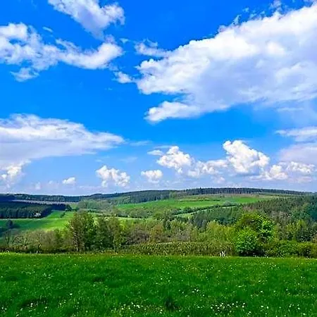 Nyaraló Des Blancs Cailloux Mousny